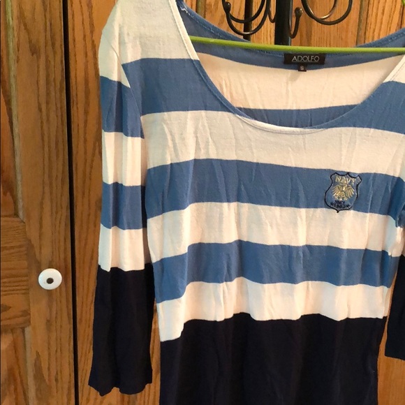 Women’s Top - Picture 4 of 4